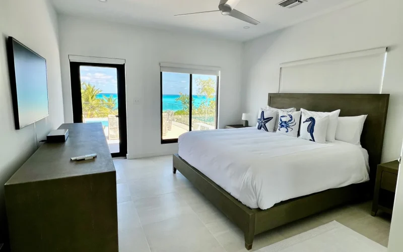 Beyond Blue Exuma (15)