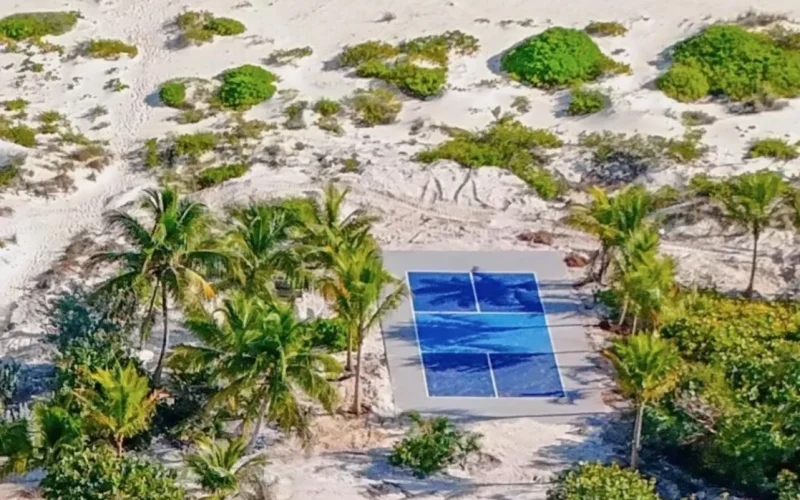 Beyond Blue Exuma (23)
