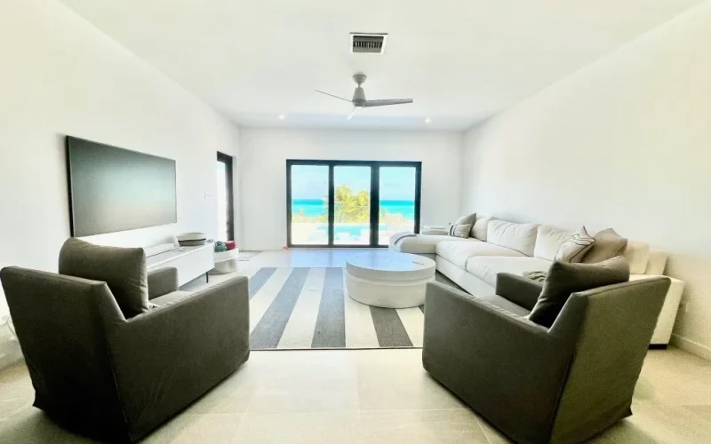 Beyond Blue Exuma (3)